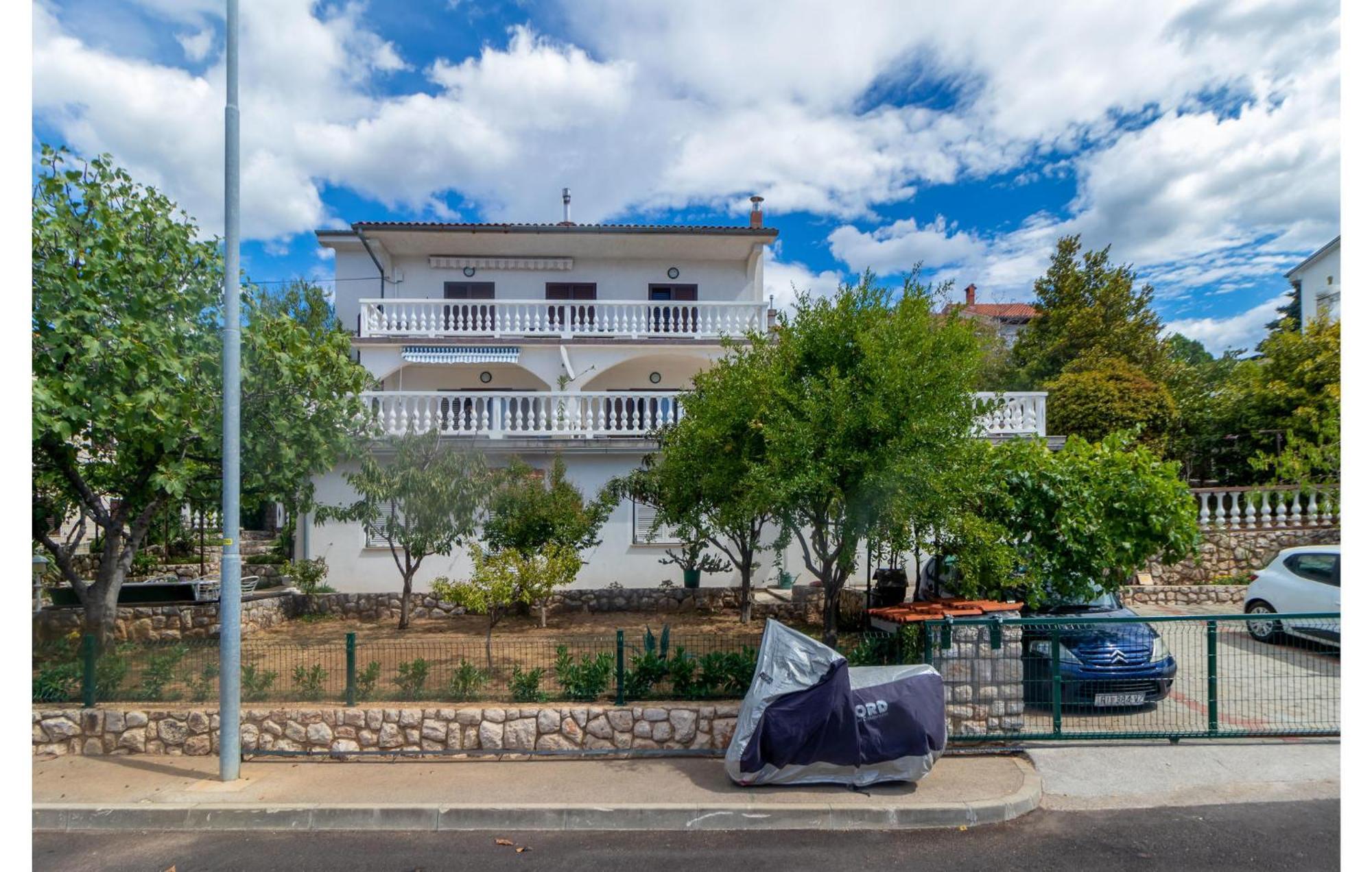 3 Bedroom Awesome Apartment In Novi Vinodolski Luaran gambar